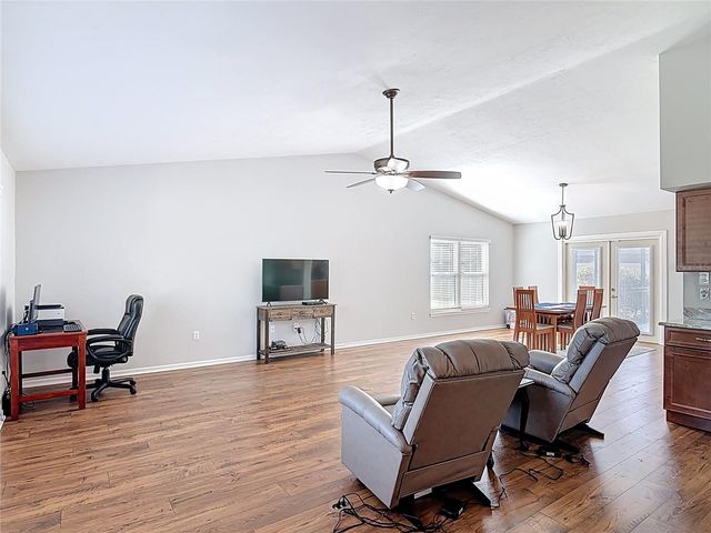 1807 VIRGINIA COURT, Tavares, FL 32778