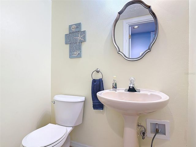 1807 VIRGINIA COURT, Tavares, FL 32778