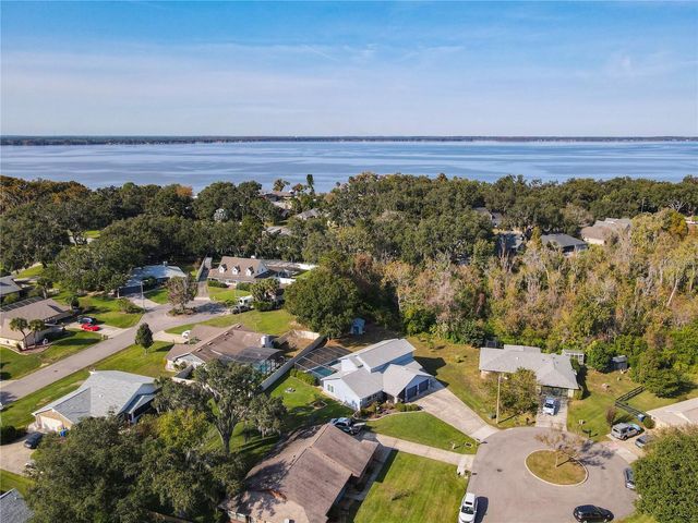 1807 VIRGINIA COURT, Tavares, FL 32778