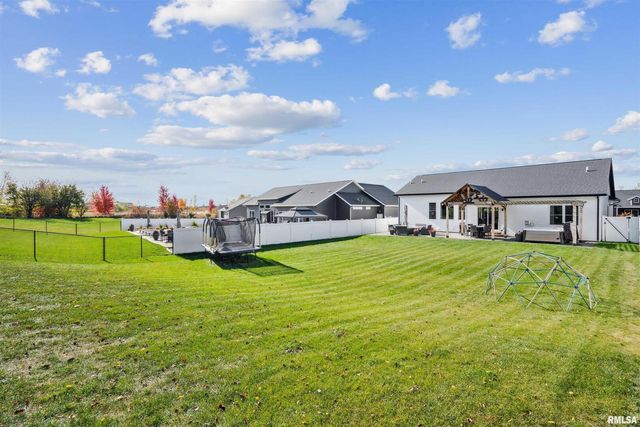 783 SWEET WOOD Lane, Blue Grass, IA 52726