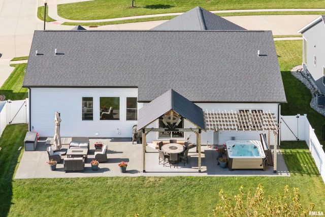 783 SWEET WOOD Lane, Blue Grass, IA 52726