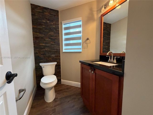 2156 NW 171st Ter 2156, Pembroke Pines, FL 33028