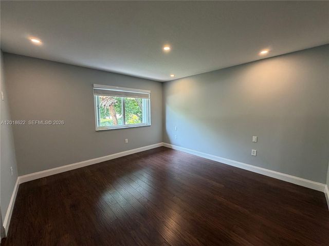 2156 NW 171st Ter 2156, Pembroke Pines, FL 33028