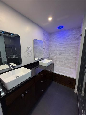 2156 NW 171st Ter 2156, Pembroke Pines, FL 33028
