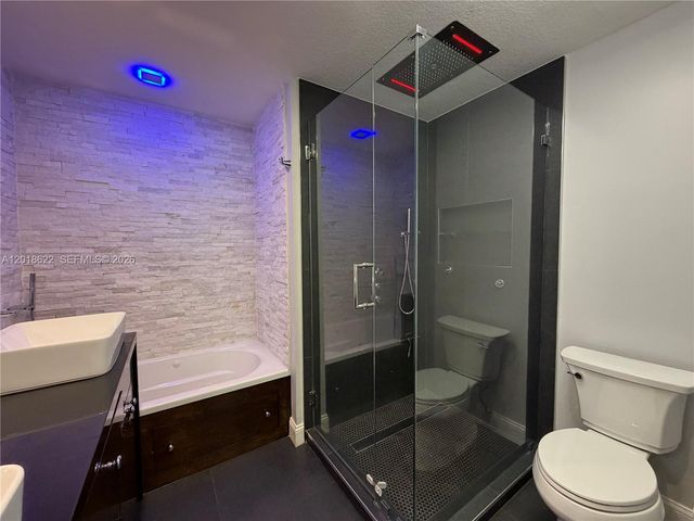 2156 NW 171st Ter 2156, Pembroke Pines, FL 33028