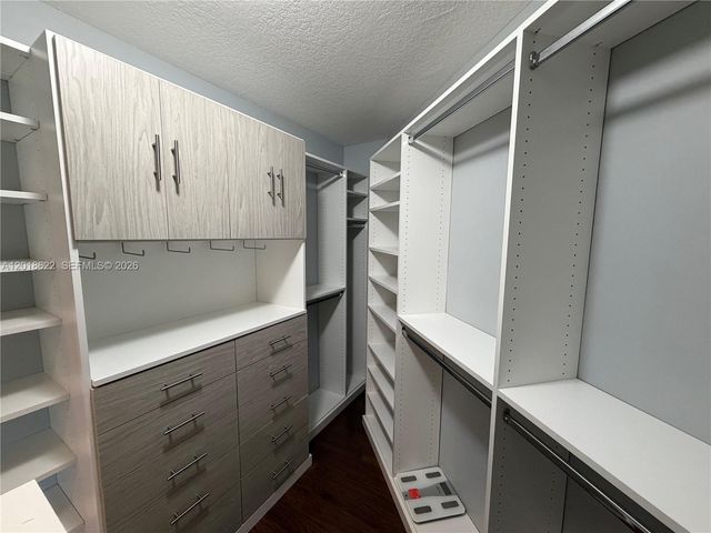 2156 NW 171st Ter 2156, Pembroke Pines, FL 33028