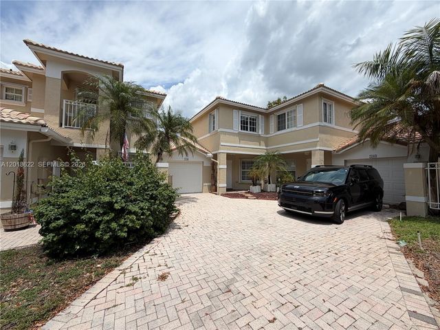 2156 NW 171st Ter 2156, Pembroke Pines, FL 33028