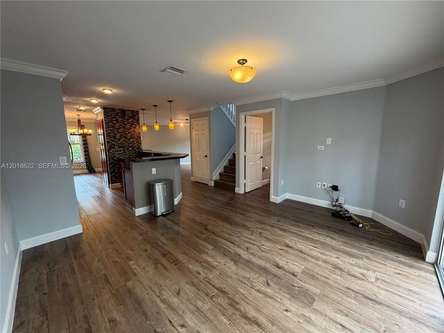 2156 NW 171st Ter 2156, Pembroke Pines, FL 33028