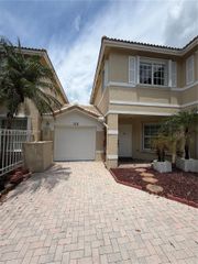 2156 NW 171st Ter 2156, Pembroke Pines, FL 33028