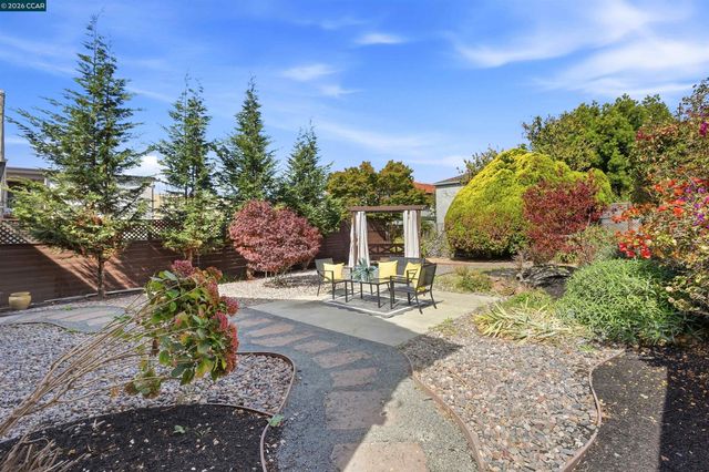 576 57th St., Oakland, CA 94609
