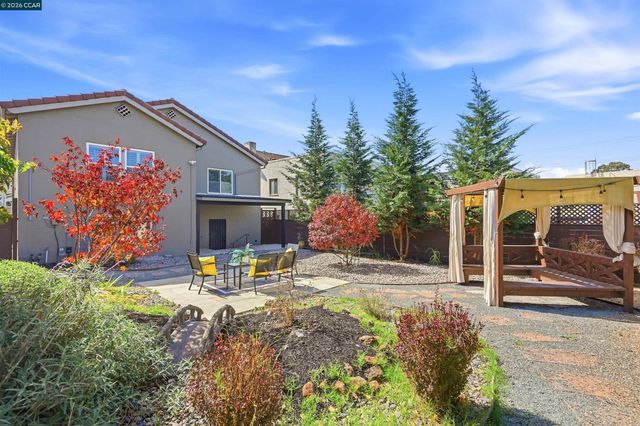 576 57th St., Oakland, CA 94609