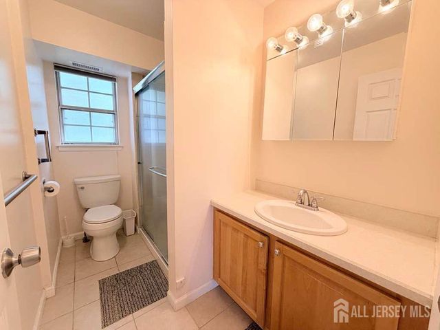 9 Hawaii Court c, Matawan, NJ 07747