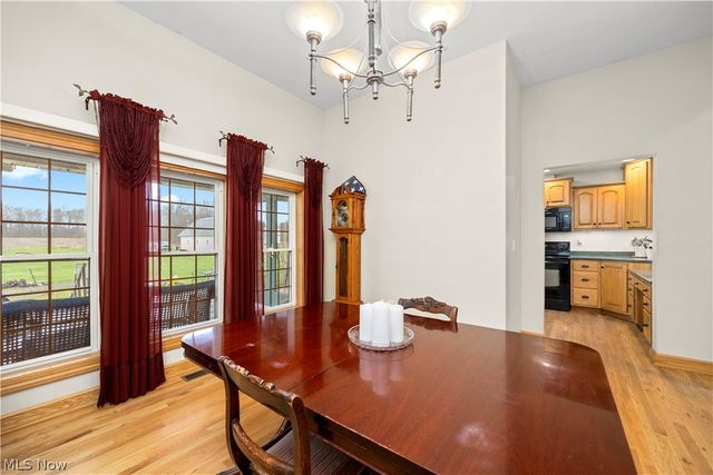 12488 Baumhart Road, Amherst, OH 44001