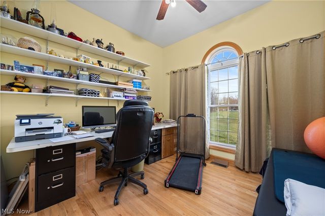 12488 Baumhart Road, Amherst, OH 44001