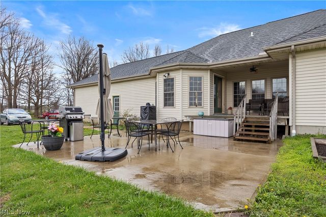 12488 Baumhart Road, Amherst, OH 44001