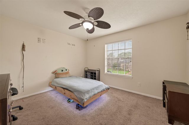 2313 Champion Drive, Pearland, TX 77581