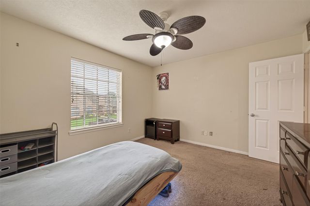 2313 Champion Drive, Pearland, TX 77581