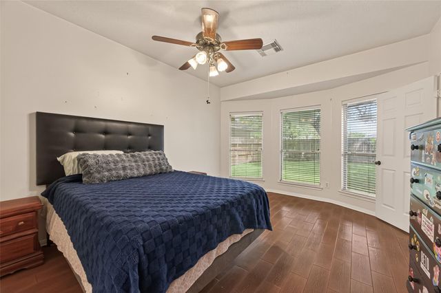 2313 Champion Drive, Pearland, TX 77581