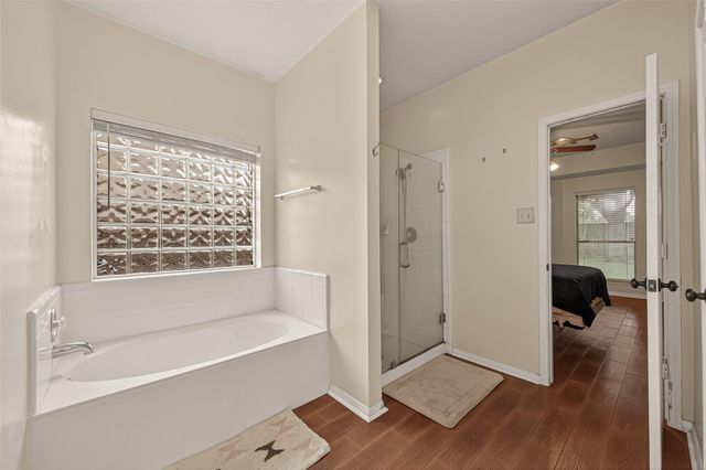 2313 Champion Drive, Pearland, TX 77581