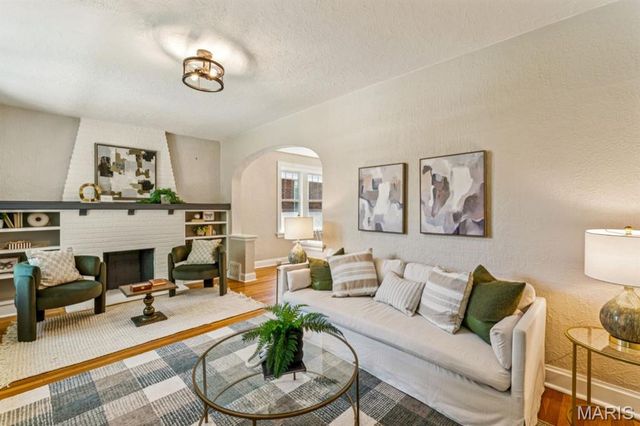 6412 Potomac Street, St Louis, MO 63139