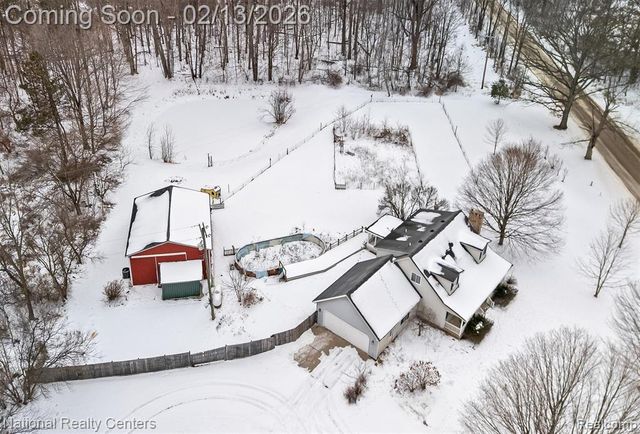 3735 Stanley Road, Lapeer, MI 48446