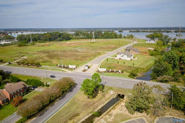 Lot 17 Legacy Cove, Decatur, AL 35601