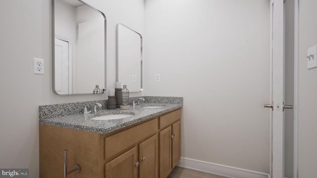 135 HEYFORD DR, Stephenson, VA 22656