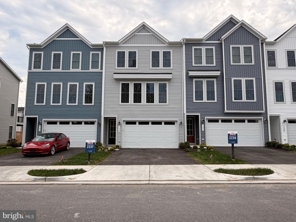135 HEYFORD DR, Stephenson, VA 22656