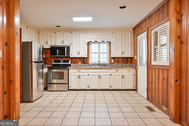 1502 5th Avenue, Albany, GA 31707