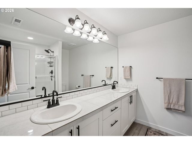 1275 S 28TH Ave, Cornelius, OR 97113