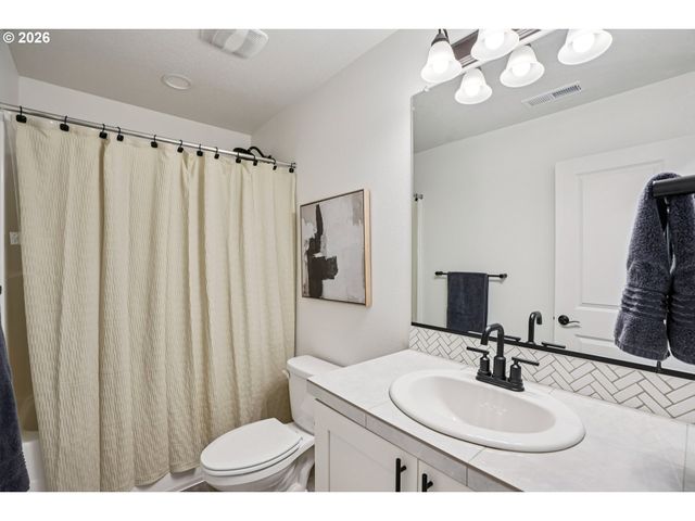 1275 S 28TH Ave, Cornelius, OR 97113