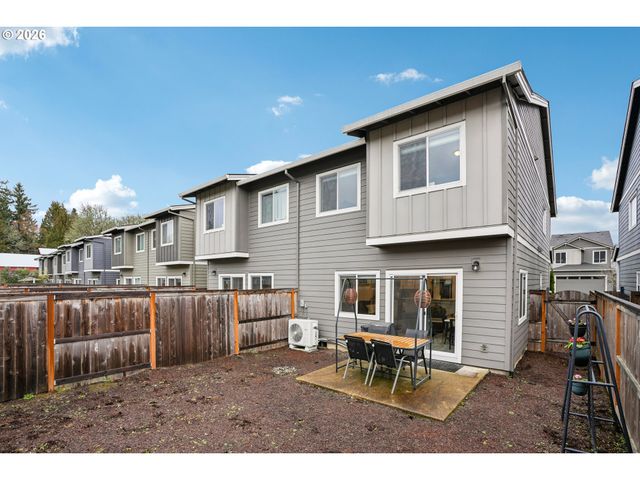 1275 S 28TH Ave, Cornelius, OR 97113