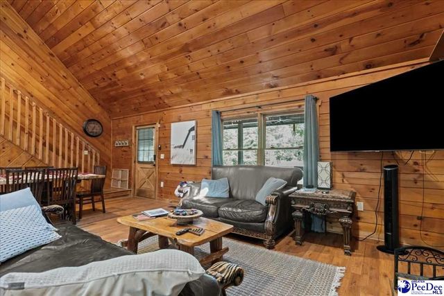 6416 E Old Marion Hwy, Florence, SC 29506