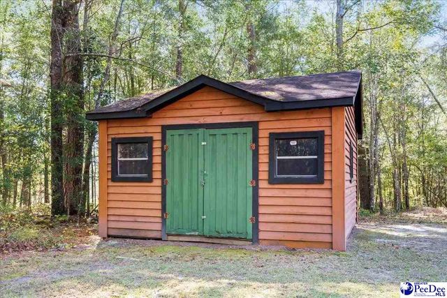 6416 E Old Marion Hwy, Florence, SC 29506