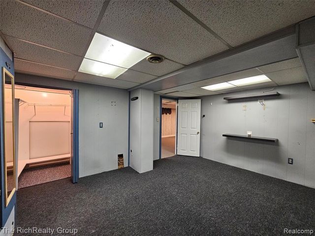 33900 Beechnut Street, Westland, MI 48186