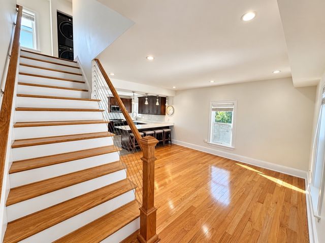57 Melvin 2, Wakefield, MA 01880