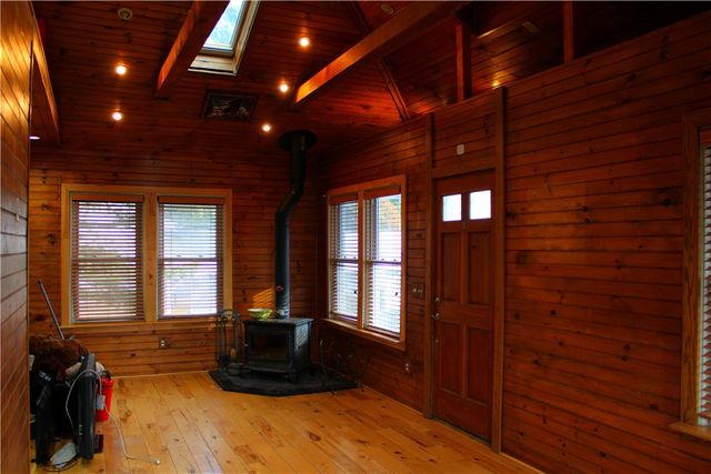 28 Elizabeth Street, Pawtucket, RI 02861