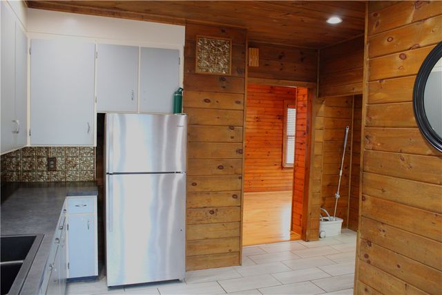 28 Elizabeth Street, Pawtucket, RI 02861