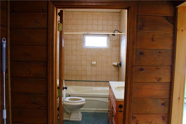 28 Elizabeth Street, Pawtucket, RI 02861