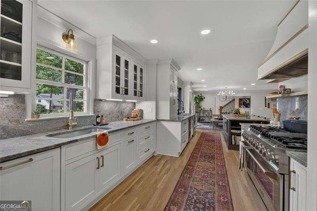 1018 Redfield Lane, Atlanta, GA 30338