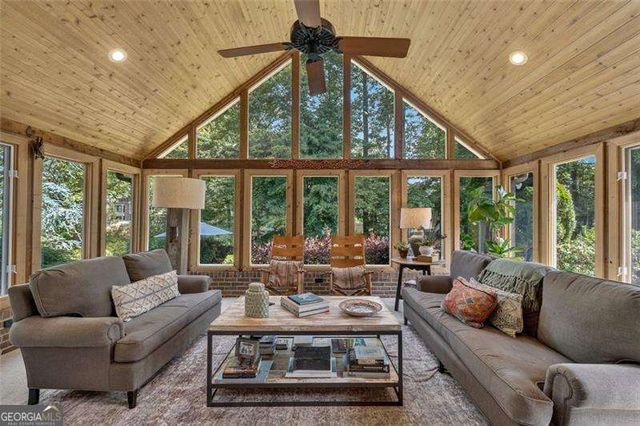 1018 Redfield Lane, Atlanta, GA 30338