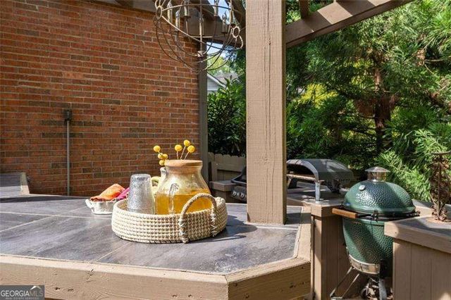1018 Redfield Lane, Atlanta, GA 30338