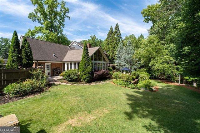 1018 Redfield Lane, Atlanta, GA 30338
