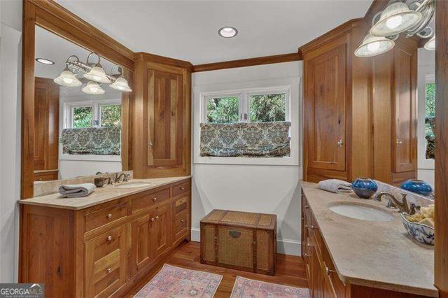 1018 Redfield Lane, Atlanta, GA 30338
