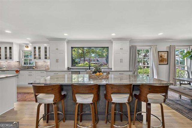 1018 Redfield Lane, Atlanta, GA 30338