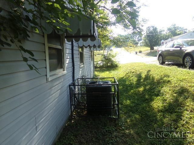 608 Richardson Drive, Middletown, OH 45042