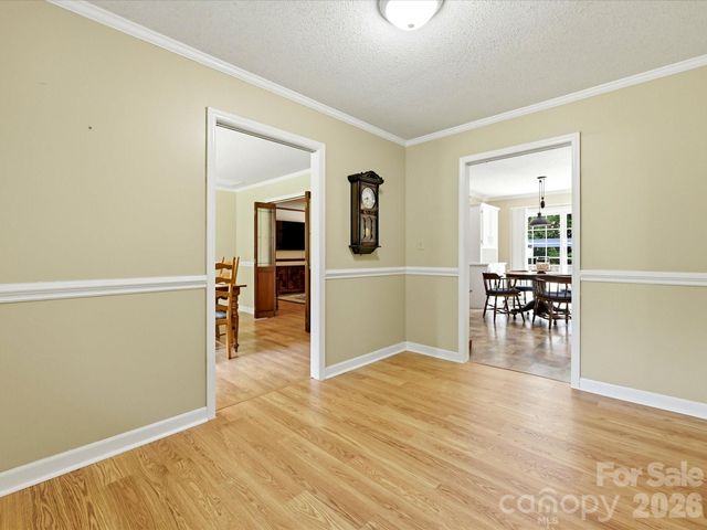 8812 Crestwood Drive, Mount Pleasant, NC 28124