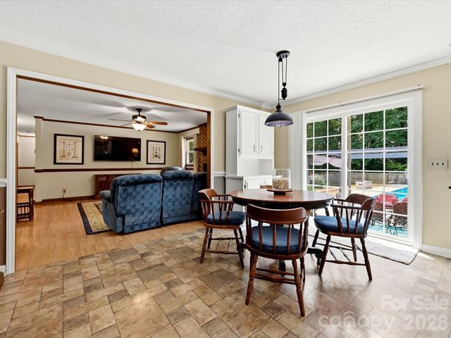8812 Crestwood Drive, Mount Pleasant, NC 28124