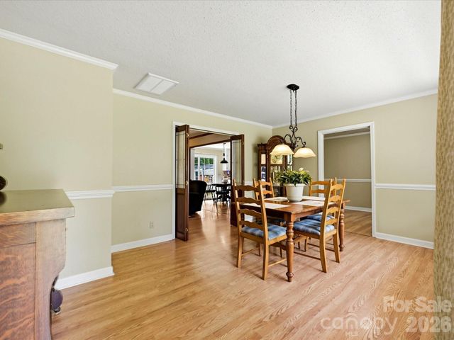 8812 Crestwood Drive, Mount Pleasant, NC 28124