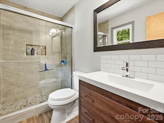 8812 Crestwood Drive, Mount Pleasant, NC 28124